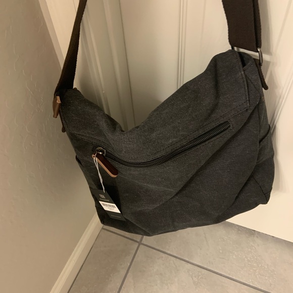 Dasein Large vintage canvas messenger bag NWT - Picture 2 of 4